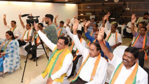 எம்.எல்.ஏ கூட்டம் 