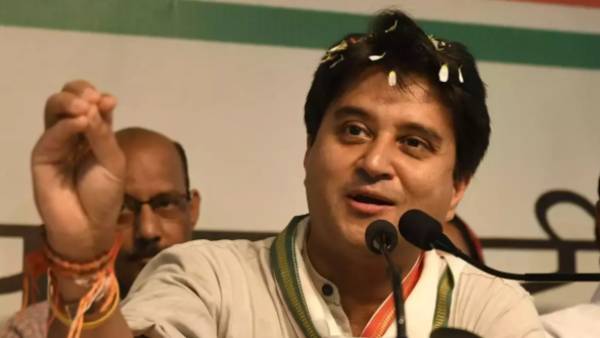 15 சதவீதம் பெண் பைலட்டுகள்