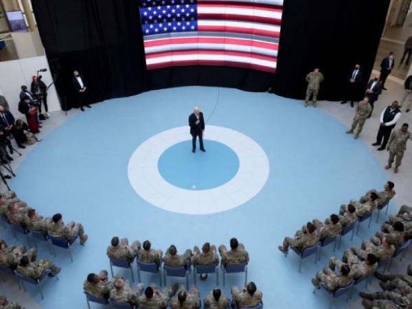  உக்ரைன் எல்லை வரை சென்ற ஜோ பைடன் 