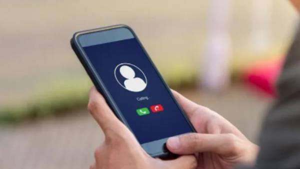 அவசர அழைப்புகள் கூட தாமதம் அவசர அழைப்புகள் கூட தாமதம்