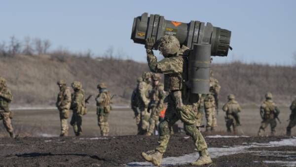 அட்டாக் செய்யலாம் 