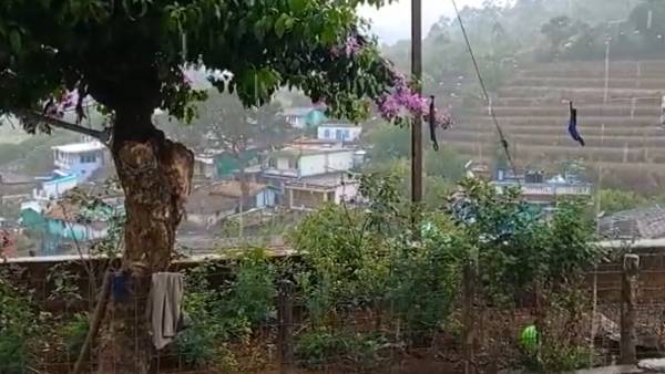 ஊட்டியில் வெப்பசலனம் 