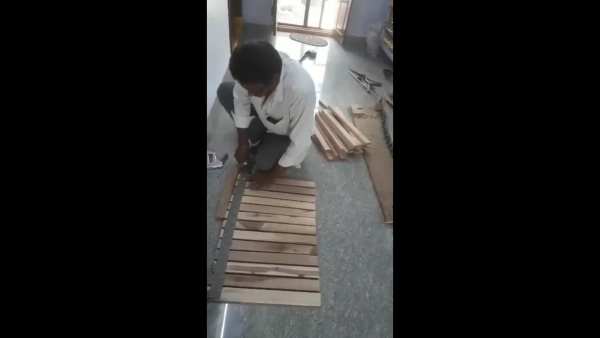கண்ணாடி அறை 