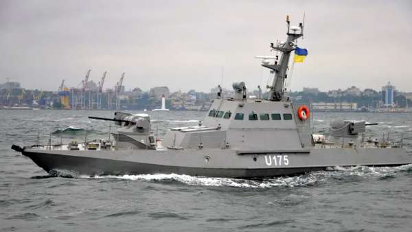 Russian warships head towards Ukraines Odessa 