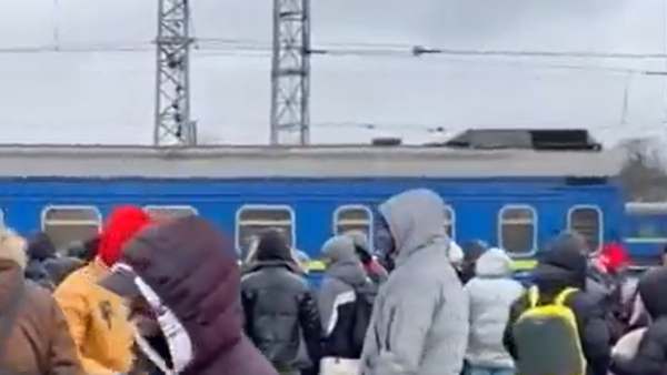 அதிகாரிகள்