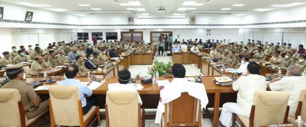  கூலிப்படைகள்