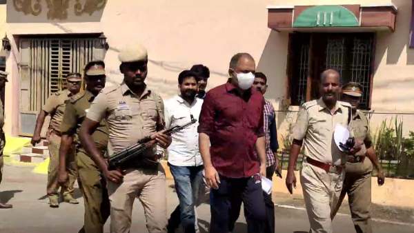 பாதுகாப்பு பாதுகாப்பு