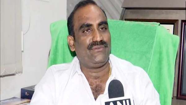 தீவிரவாத இயக்கத்திடம் பயிற்சி பெற்றவர்கள் தீவிரவாத இயக்கத்திடம் பயிற்சி பெற்றவர்கள்