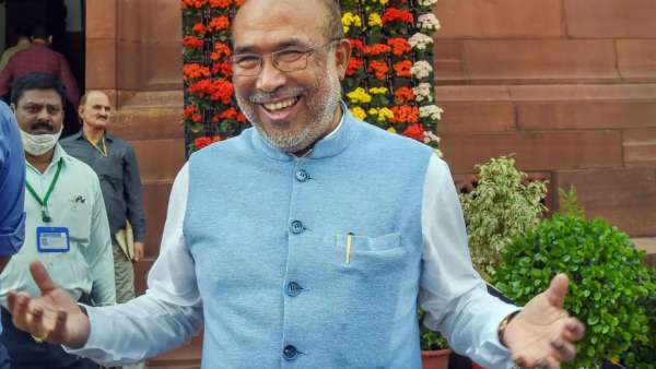 முதல்வராக பைரன்சிங் 