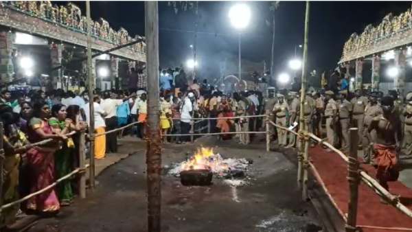 Thousands of Devotees participated Erode Bannari Amman temple Kundam festival Thousands of Devotees participated Erode Bannari Amman temple Kundam festival