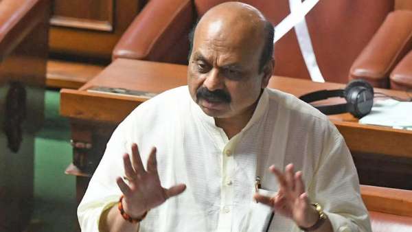 கர்நாடக சட்டசபையில் பேச்சு கர்நாடக சட்டசபையில் பேச்சு