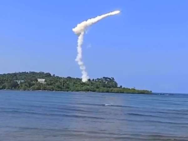 சோதனை செய்தது 