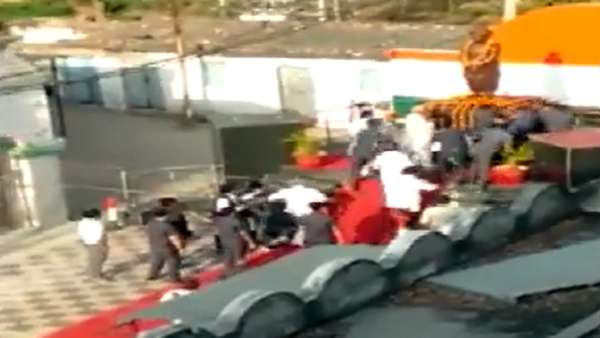  தியாகி சிலை