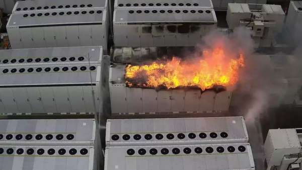 கேஸ் வெளியேறும்