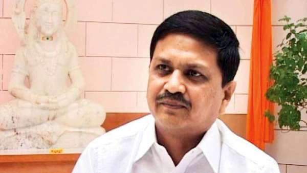 நரேஷ் பட்டேலின் ஒற்றை நிபந்தனை 