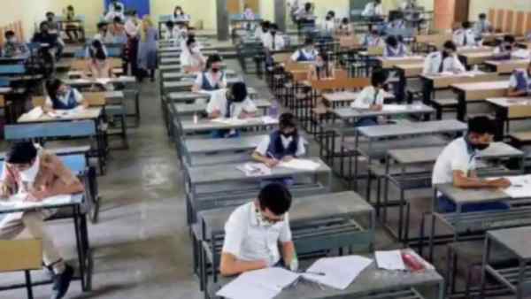  நுழைவு தேர்வில் சேர்க்கை 