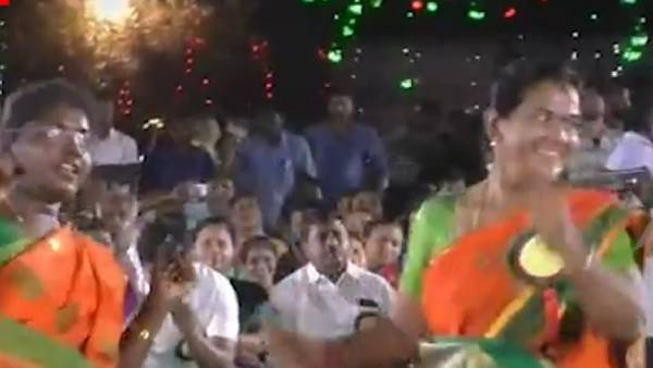 வேலுமணி