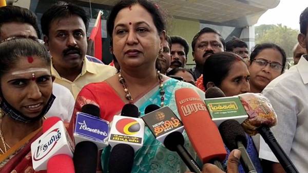 10 ஆண்டுகள் 