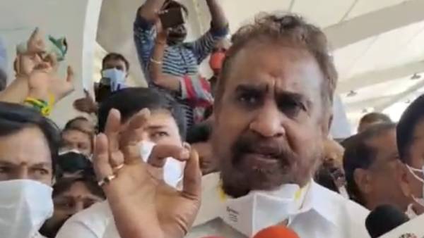 மனுக்கள் தாக்கல் 