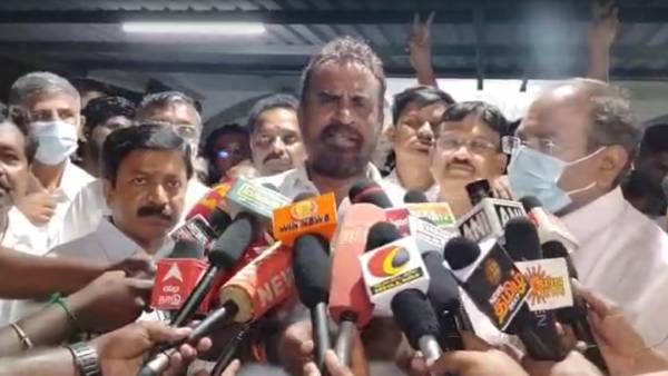 போலீசார் போலீசார்