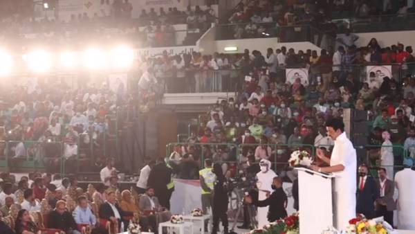  நம்மில் ஒருவர், நம்ம முதல்வர்