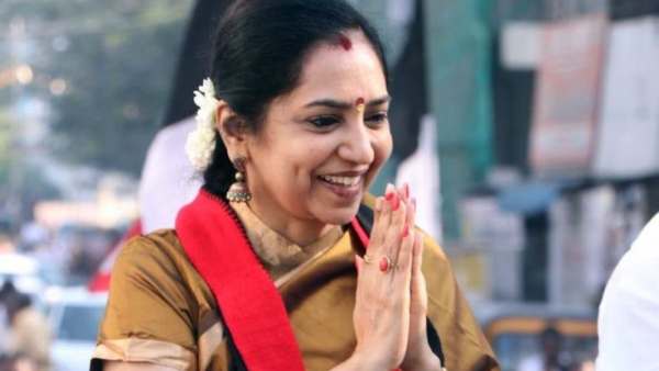 முன் வரிசையில் 