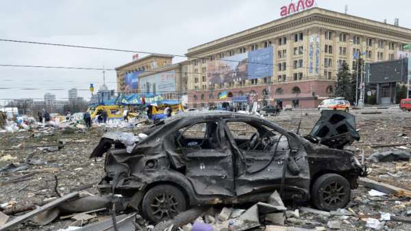 மேற்கு உதவுமா என்பது சந்தேகம் மேற்கு உதவுமா என்பது சந்தேகம்