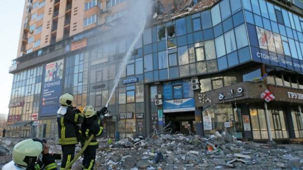 சர்வதேச நீதிமன்றத்தில் வழக்கு சர்வதேச நீதிமன்றத்தில் வழக்கு