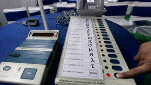 எச்சரிக்கையாக இருக்க வேண்டும் எச்சரிக்கையாக இருக்க வேண்டும்