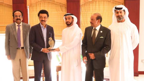 அபுதாபி 