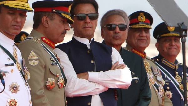 இம்ரான் கான் பாகிஸ்தான் 