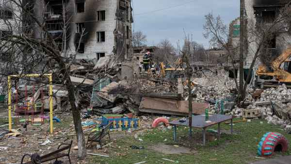  9 வயது சிறுமி