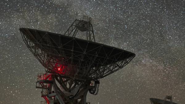 யார் அனுப்புகிறார் யார் அனுப்புகிறார்