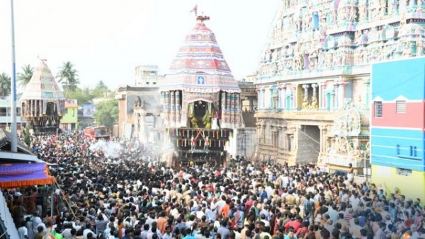 பங்குனித் தேரோட்டம்