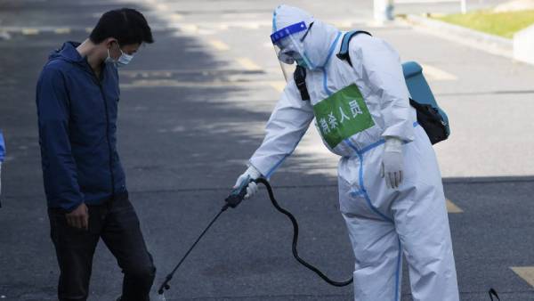  8 பேர் கைது 