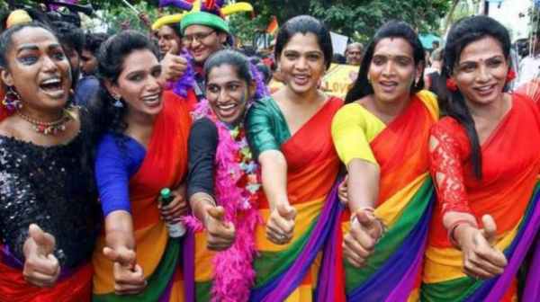 தாலிகட்டும் திருநங்கைகள் 