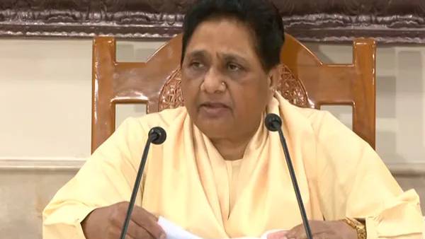 மயாவதி பதிலடி 