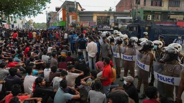  அமைச்சர் 