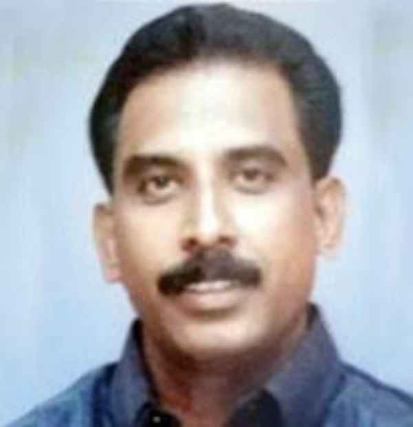 தினமலர் ஆசிரியர் 