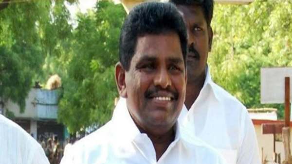  தங்க மோதிரம்