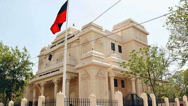 பலத்த பாதுகாப்பு 