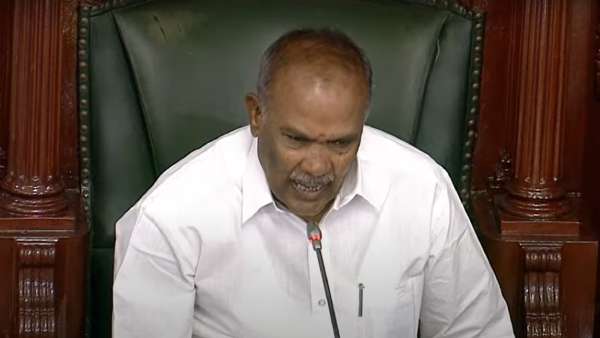 முன்னாள் முதல்வர் கருணாநிதி 