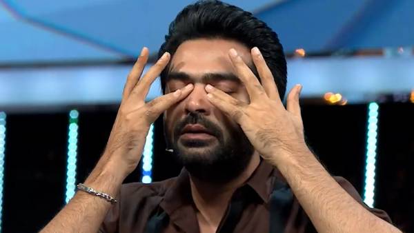  கண்ணீர் விட்ட சிம்பு 