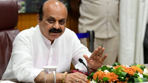 விவசாயிகளும் எதிர்ப்பு 