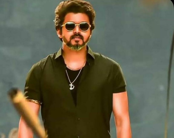 அவெஞ்சர் ஹீரோ ரேஞ்சுக்கு பில்டப்