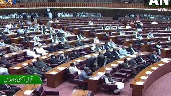 172 எம்பிக்கள் ஆதரவு 