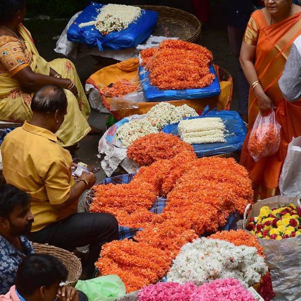 மதத்தின் அடிப்படையில் வியாபாரம் 