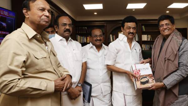 தேசிய அரசியல் குறித்து பேச்சு தேசிய அரசியல் குறித்து பேச்சு