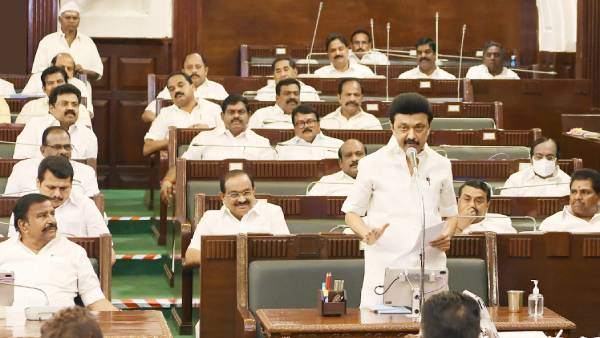 முதல்வர் - ஆளுநர் மோதல் 