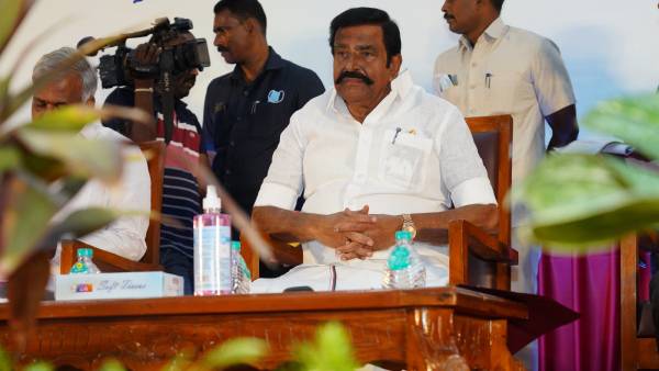 வேகமானவர் நேரு 